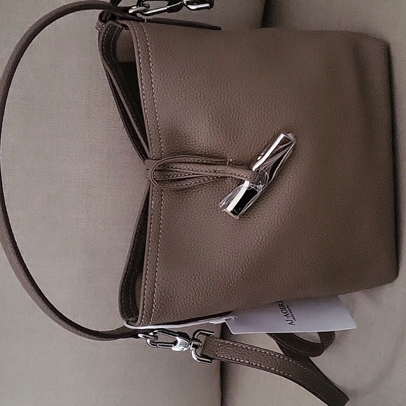 Small soft leather handbag with a pouch - Picture 2 of 5